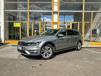 Volkswagen Passat Alltrack 2.0 TDI 4MOTION DSG Business - 7