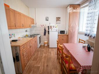 2izb. byt s balkónom - centrum mesta Krompachy - 7