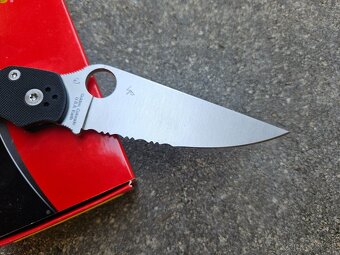 Vreckový skladací edc nôž Spyderco military 2 - 7
