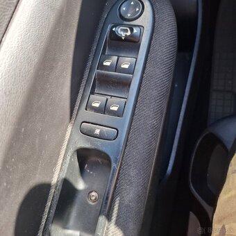 Predám Peugeot 307 sw 1.6hdi 7 miestny - 7