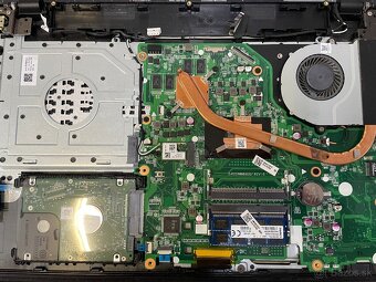 Oprava a servis notebookov,mobilov a digitalizácia VHS - 7