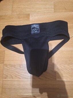 Predam detsku hokejovú výstroj - 7