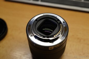 Sony 50mm f/1.8 OSS - 7