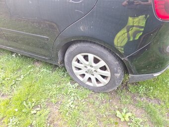 Golf 5 plus  1.9 77kw - 7