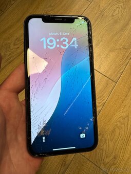Predám Apple iPhone 11 64gb Čierny - 7