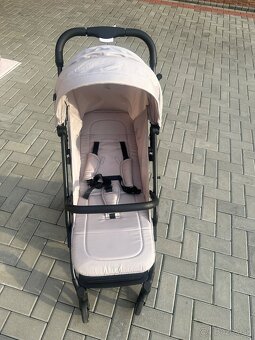 Cestovný kočík Hauck Travel N Care 2025 - 7