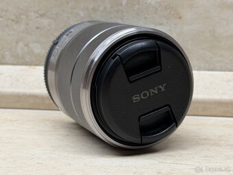 Sony SEL 18-55mm f/3.5-5.6 - 7