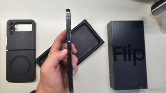 Samsung Galaxy Z Flip 4 dual 256GB -aj vymením - 7