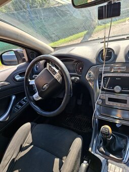 Ford mondeo mk4 2.0 103kw - 7