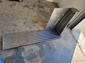 Tatra 148 nadkolí - 7