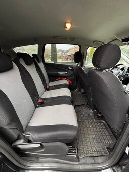 Ford S-MAX - 7