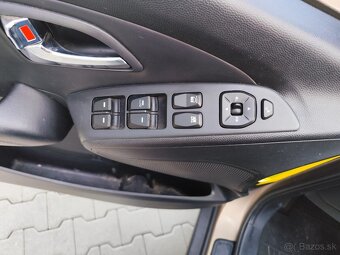 Opel Astra Zlatá metalíza - 7