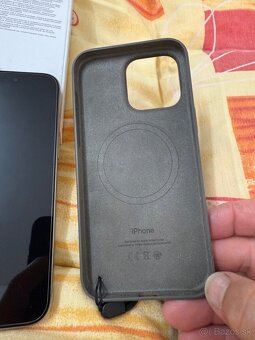 iPhone 15 Pro Max Natural Titanium 256GB - 7