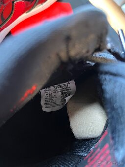Air Jordan 1 Bred Toe - 7