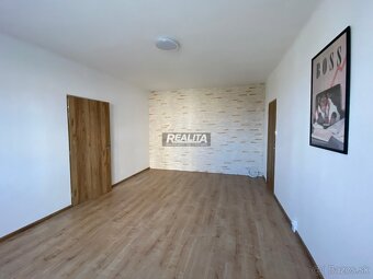 PEKNÝ 2-IZBOVÝ BYT V CENTRE MESTA, KOMPLETNÁ REKONŠTRUKCIA - 7