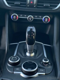 Alfa Romeo Giulia Super 2.2 JTD - 7