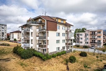 Na predaj veľmi pekný 2-izbový byt s terasou - Svit - 7