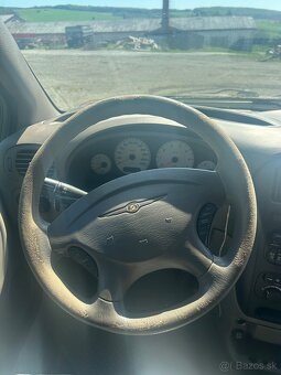 Predám na nd chrysler voyager - 7