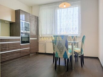 Veľký, komplet prerobený 4i byt s veľkou loggiou Rohožník - 7