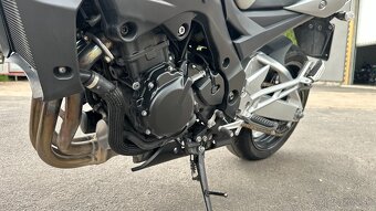 Suzuki GSR-600 r.v. 2008 - 7