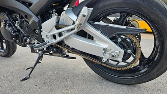 Suzuki GSR-600 r.v. 2008 - 7