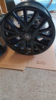 R17 5x114,3 mm toyota corolla a iné - 7