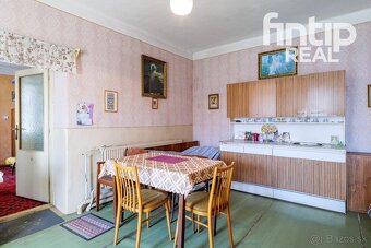 Na predaj rodinný dom s veľkým pozemkom | Komárovce - 7