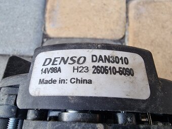 Dacia Logan MCV predná kapota+alternátor - 7