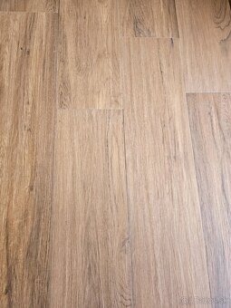Dlažba keramická vzhľad drevo 20x120 odtieň podobný orechu - 7