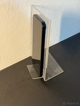Predám Apple iPhone 13 128GB Black Stav Nového Telefónu - 7