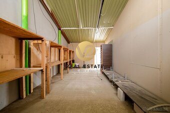 Na PRENÁJOM polyfunkčný objekt s pozemkom pri Tescu - 7