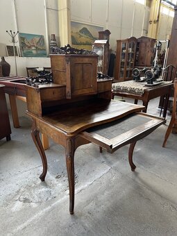 starožitný písaci stolík s nadstavbou - 7