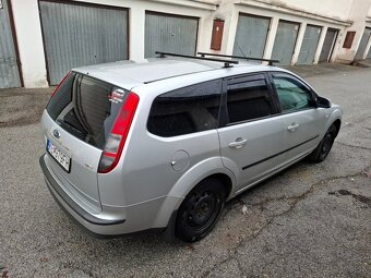 Predám Ford Focus Combi 1.6 TDCi - 7