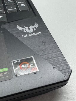 ASUS TUF Gaming FX505DT – Ryzen 7 / GTX 1650 / 8 GB / - 7