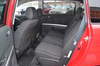 Toyota Corolla Verso 1.8 VVTi 7-miestne - 7