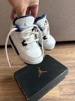 Air Jordan 4 (22) - 7