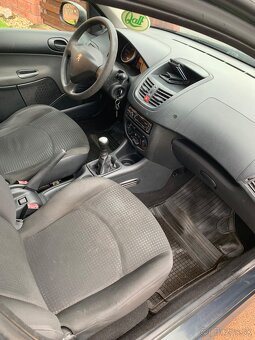 Peugeot 206+ - 7
