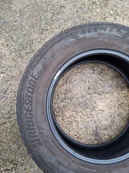 Bridgestone Alenza 225/65/17 102H - 7