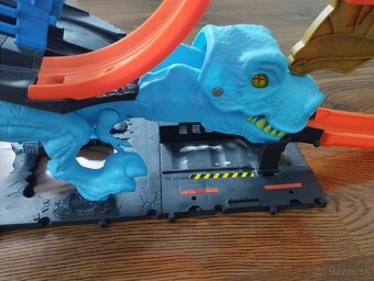 Hot WHEELS T-REX dráha - 7