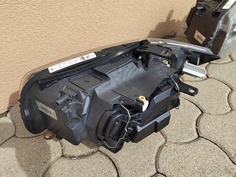 Predné svetlá bi-xenon BMW E82 - 7