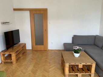 Na prenájom slnečný a tichý 2-izb. byt na Záhradníckej ul BA - 7