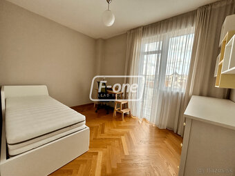 Prenájom 3 izbový byt - Bratislava - Staré Mesto, Dunajská - 7