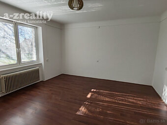 Komerčný objekt na prenájom v obci Šrobárová - 7