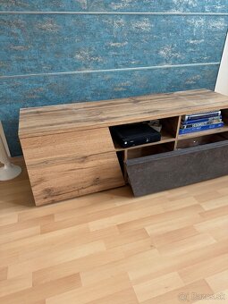 Stolik pod TV - 7