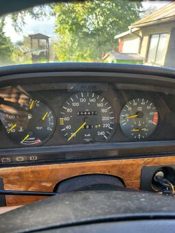 Mercedes Benz 500 SEC W126 - 7
