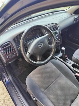 AVENSIS T22 - 7