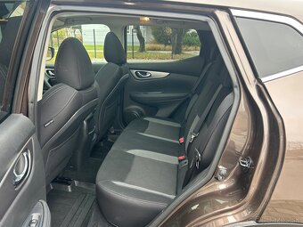 Nissan Qashqai DIG-T 140 N-Connecta SR - 7