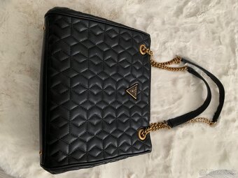 Kabelka Guess - 7