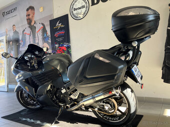 Kawasaki ZZR 1400 - 7