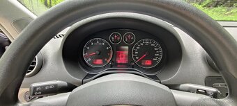 Audi A3 1.6 Sportback - 7